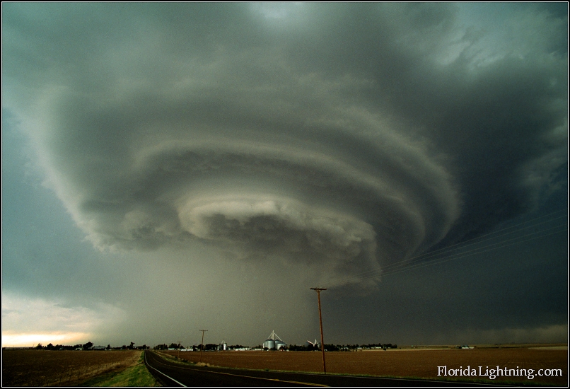 Supercell_Thunderstorm.jpg